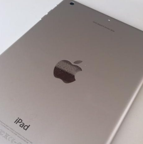 iPad 刻印